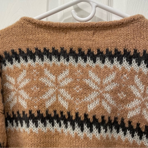 Urban Outfitters Cropped Fair Isle Sweater - Picture 7 of 15